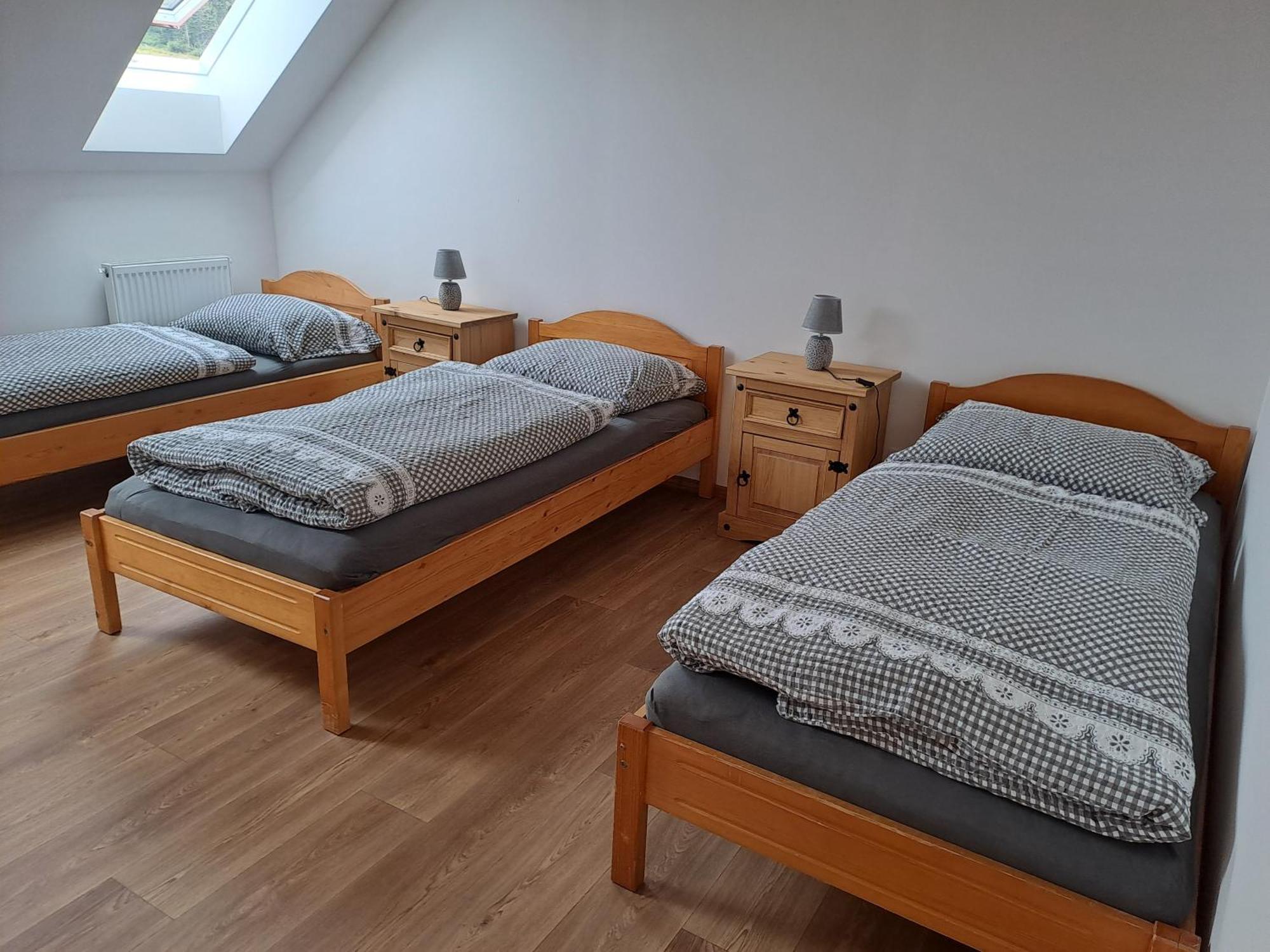 Pension Na Statku- Konsky Apartman Malenice Экстерьер фото