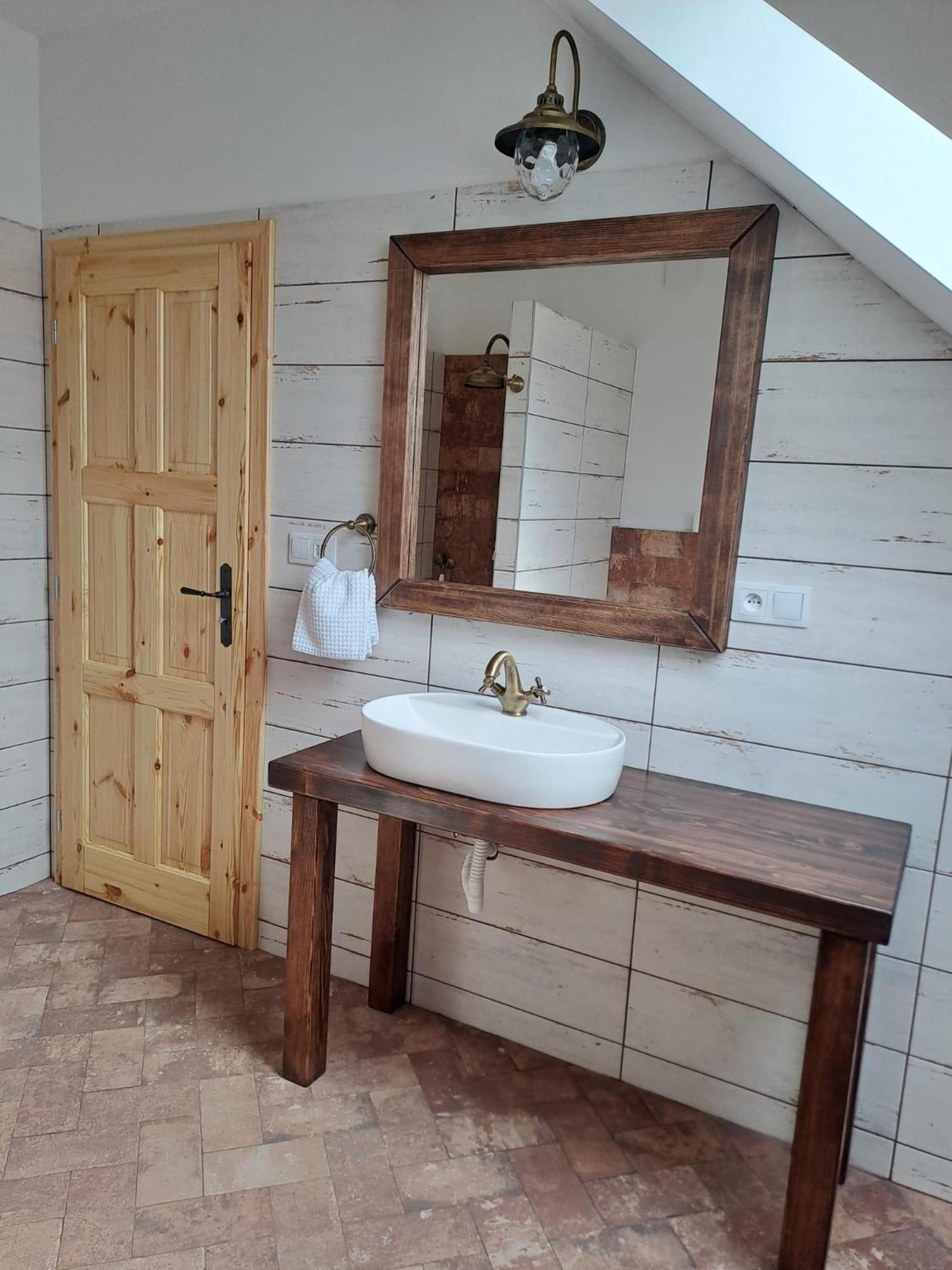 Pension Na Statku- Konsky Apartman Malenice Экстерьер фото
